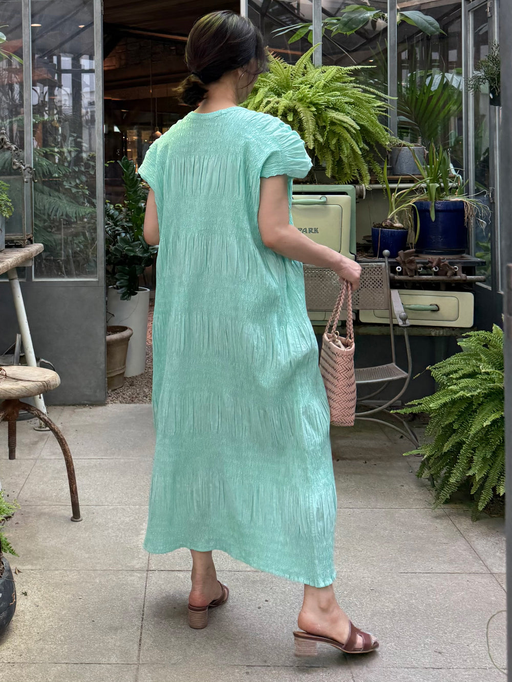 🌿 플리츠 스모그 이세 면 플리츠 롱 원피스 │ Issey Smocked Cotton Pleated Maxi Dress · 캡소매 · 체형커버 · 휴양지원피스 · 내추럴무드 · 55~77반 추천