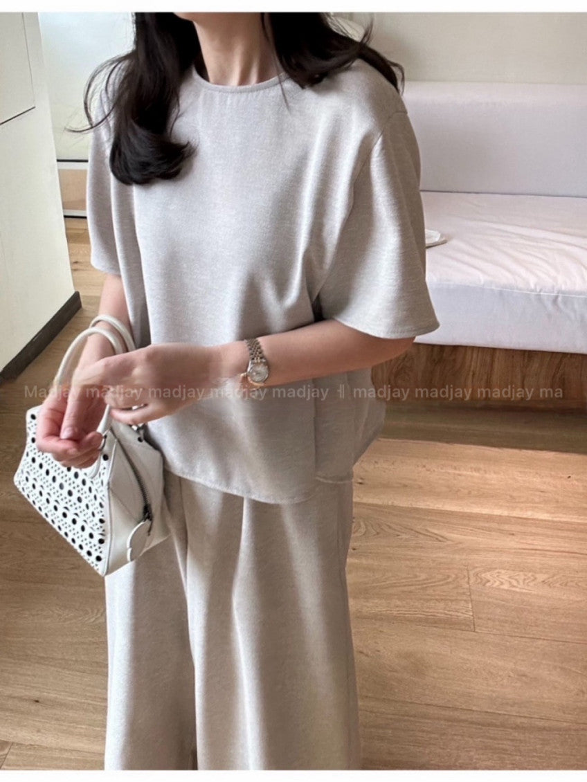 ✨ [노리타] [~88까지] 프리미엄 링클프리 린넨 터치 투피스 세트 루즈핏 반팔 티셔츠 와이드 밴딩 팬츠 여름 데일리룩 여행룩 | Premium Wrinkle-Free Linen Touch Two-Piece Set Relaxed Top & Wide-Leg Elastic Pants ✨