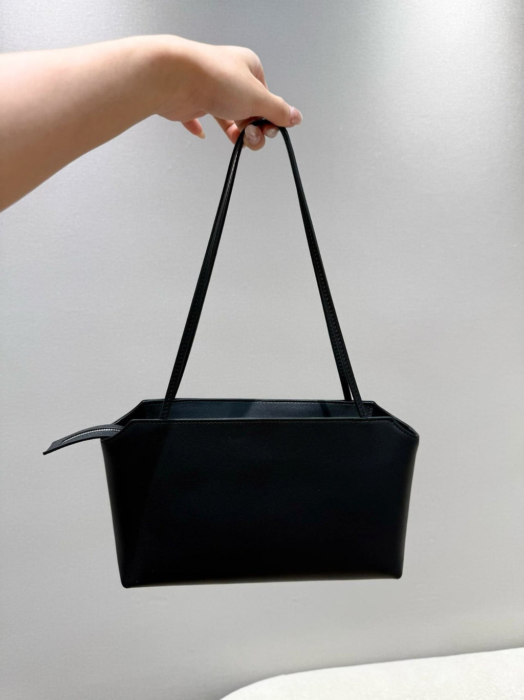 👜✨ [제니백] 프리미엄 양가죽 로고리스 테라스 미니 숄더백 • 제니&신민아 스타일 • Premium Lambskin Logo-less Terrace Mini Shoulder Bag • Luxury Minimal Daily Bagㄷ