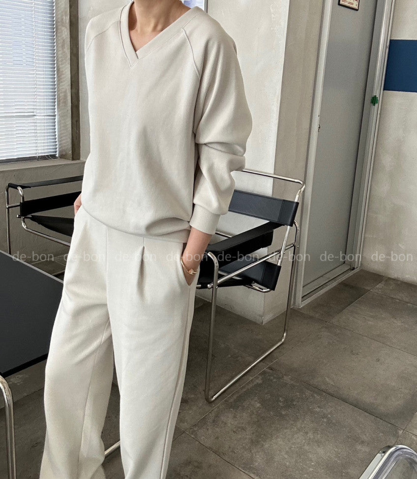 🤎 [노리타] 모카 브이 V넥 데일리 셋업 핏좋은 일자바지 탄탄면 77까지가능  | Mocha V-Neck Daily Set