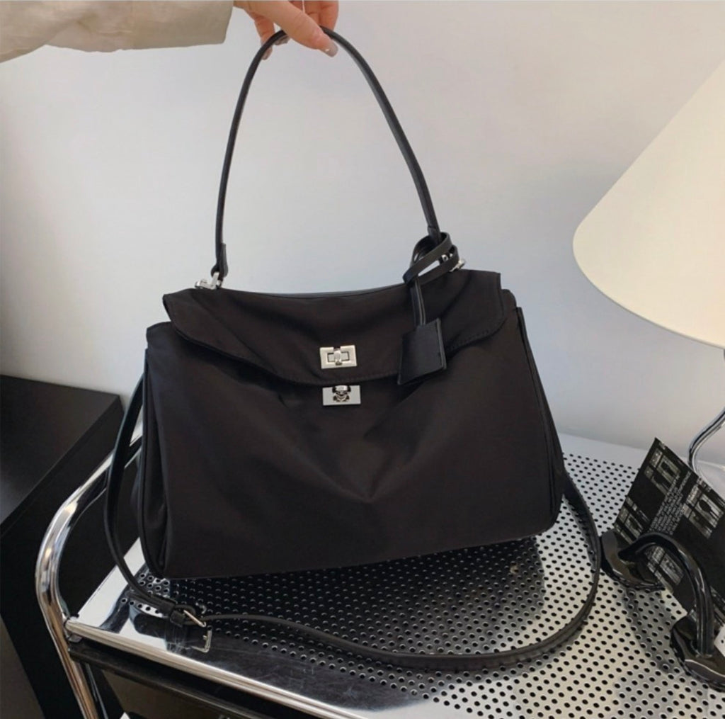 🔥[Hot Item]🔥 나일론 버클 장식 데일리 백 Nylon Buckle Daily Bag