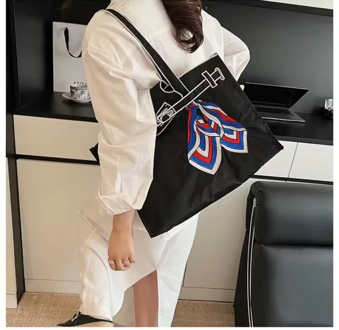 🇯🇵✨👜 일본 유명 에코백 라쿠제토 스카프 시리즈 미디움/ 라지 사이즈  정품퀄리티 그대로!  감성 토트백 데일리백 9컬러 한정수량 |정품느낌 그대로| Lacousette Scarf Series Medium Tote Bag 👜✨