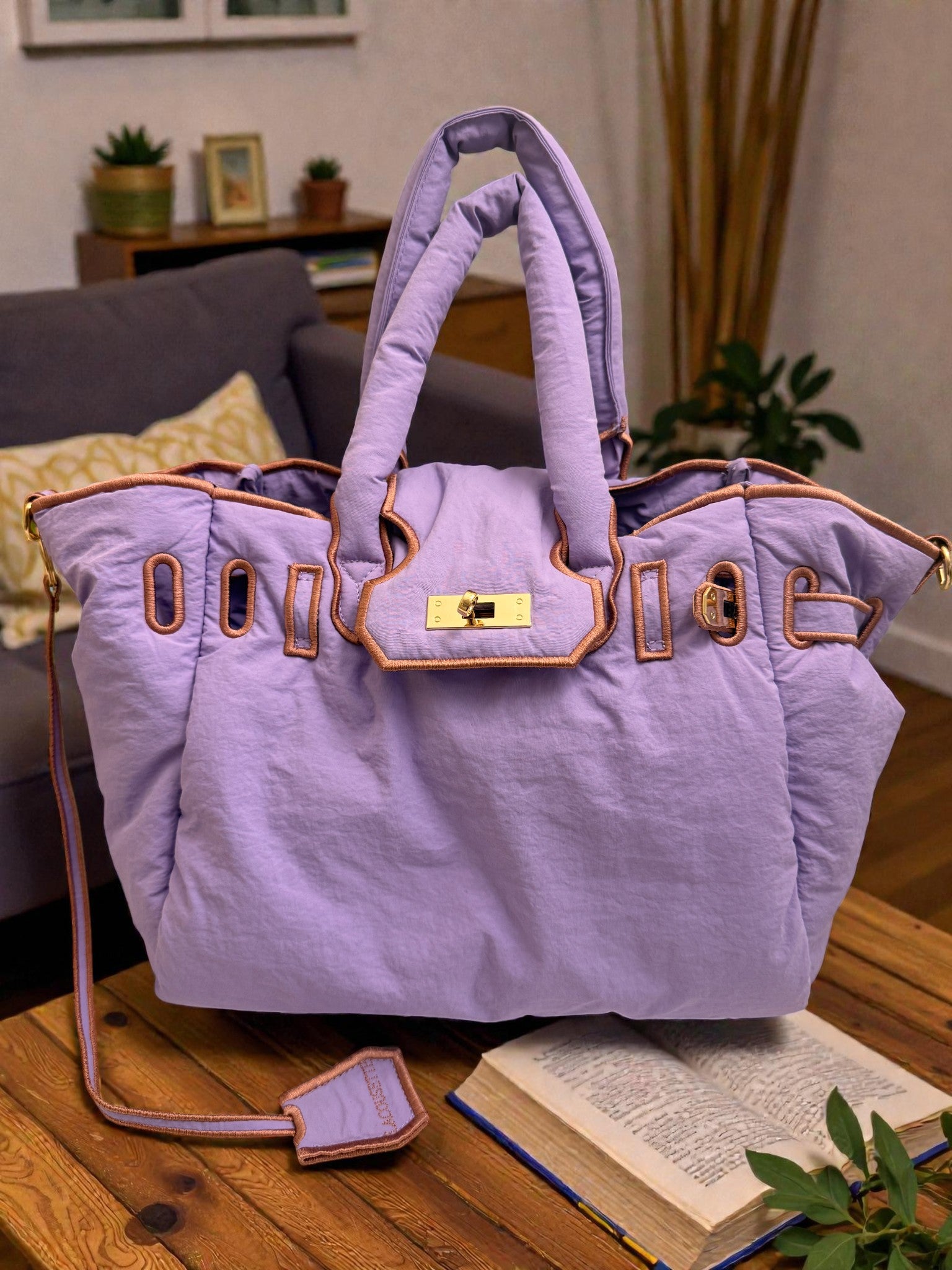 [재고1개가능][소수물량] [패딩 백] 일본 스트릿 명품 느낌 겨울 패딩 백 Japanese laco***  Padded Bag