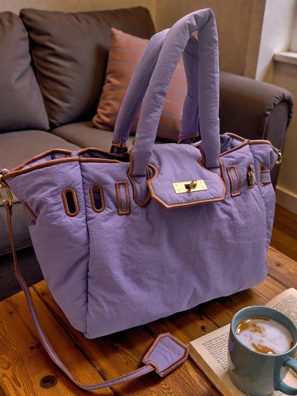 [재고1개가능][소수물량] [패딩 백] 일본 스트릿 명품 느낌 겨울 패딩 백 Japanese laco***  Padded Bag