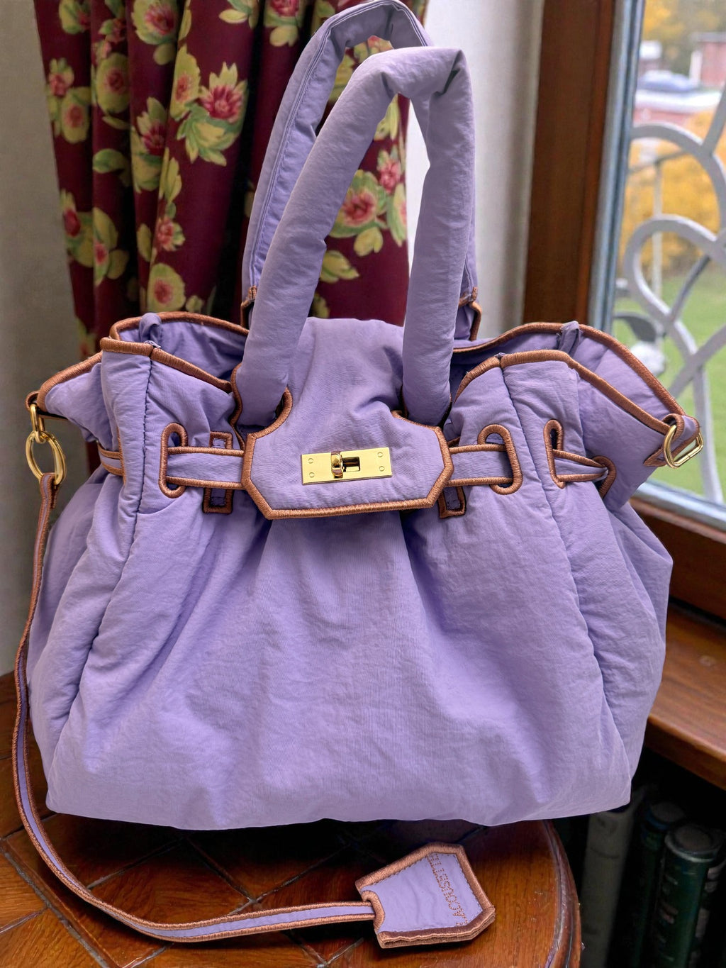 [재고1개가능][소수물량] [패딩 백] 일본 스트릿 명품 느낌 겨울 패딩 백 Japanese laco***  Padded Bag