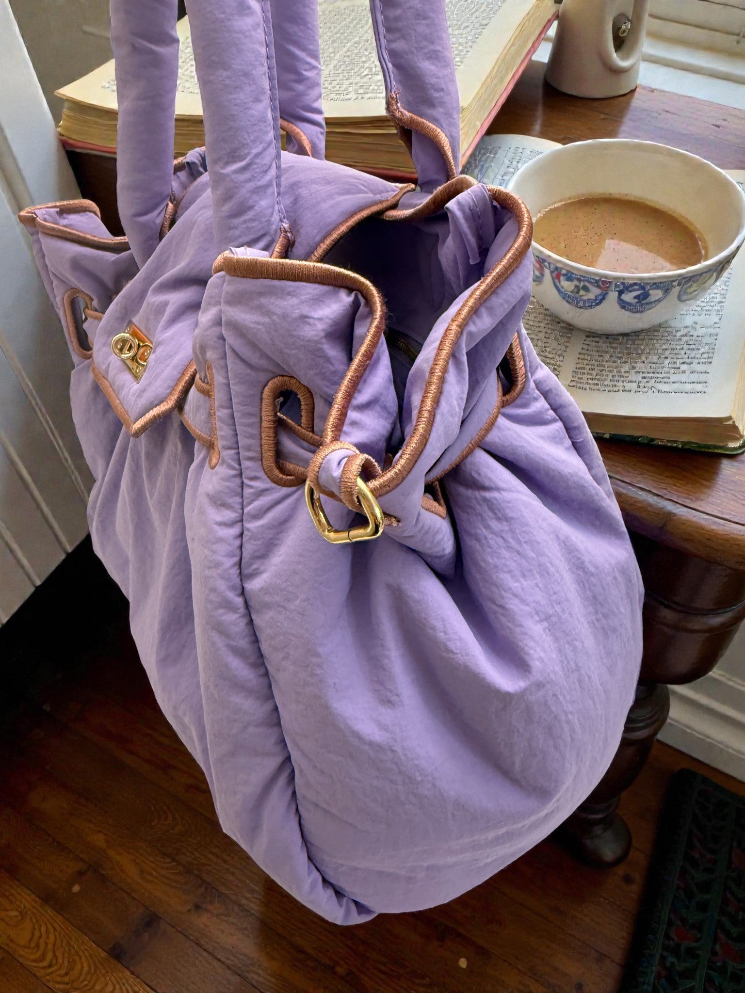 [재고1개가능][소수물량] [패딩 백] 일본 스트릿 명품 느낌 겨울 패딩 백 Japanese laco***  Padded Bag