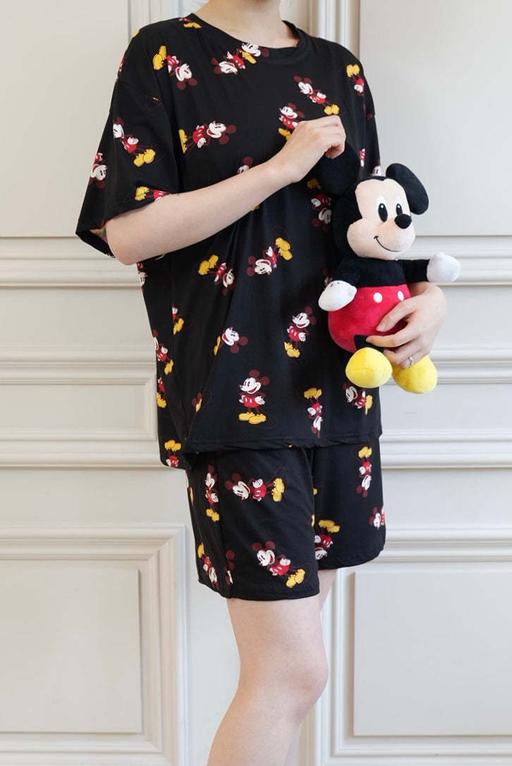 💤🌼 [디즈니 여름 잠옷]봄신상 디즈니 빅사이즈 반팔 파자마 세트 / Disney Oversized Short-Sleeve Pajama Set (26SS)
