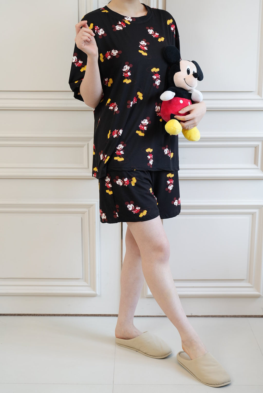 💤🌼 [디즈니 여름 잠옷]봄신상 디즈니 빅사이즈 반팔 파자마 세트 / Disney Oversized Short-Sleeve Pajama Set (26SS)