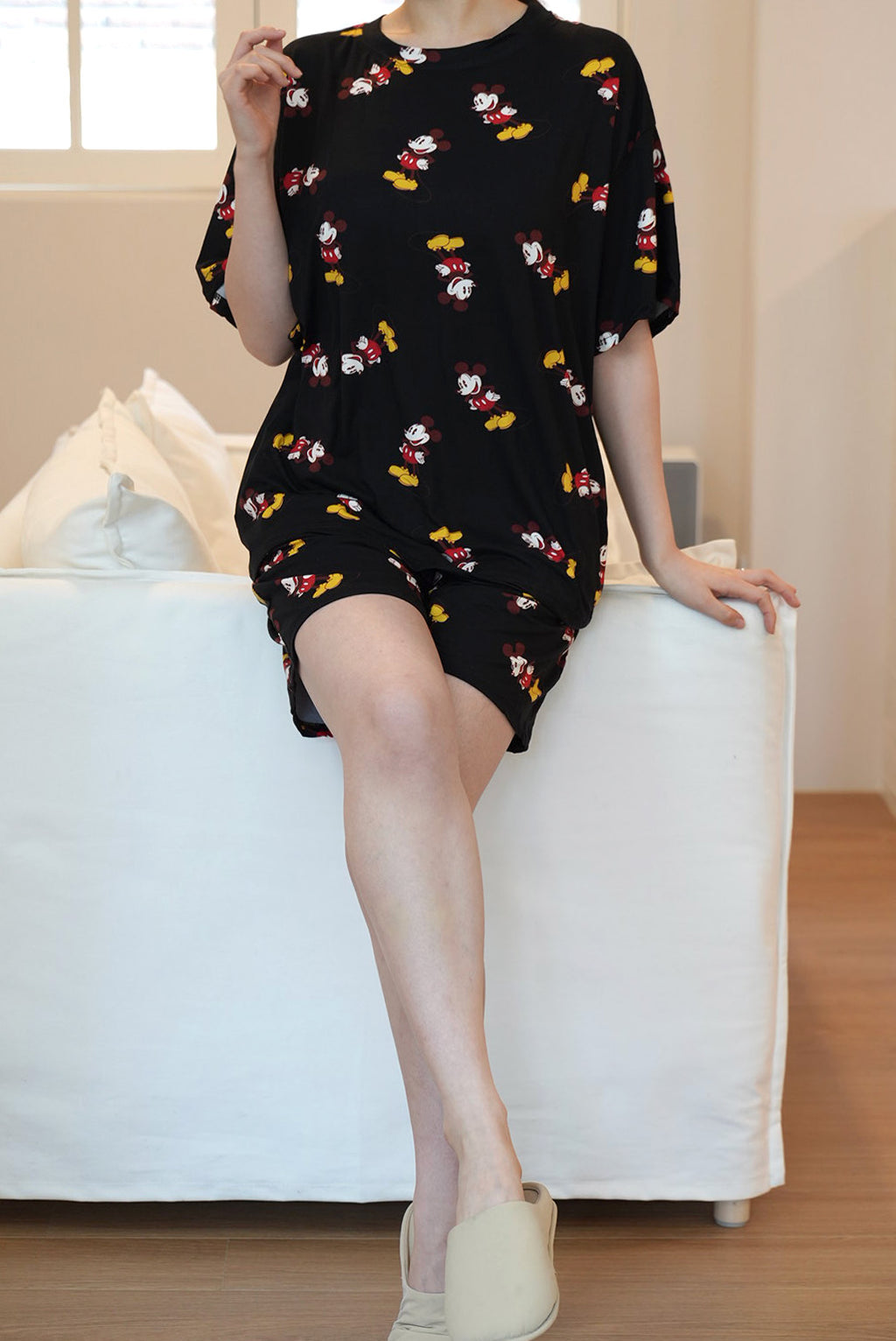 💤🌼 [디즈니 여름 잠옷]봄신상 디즈니 빅사이즈 반팔 파자마 세트 / Disney Oversized Short-Sleeve Pajama Set (26SS)