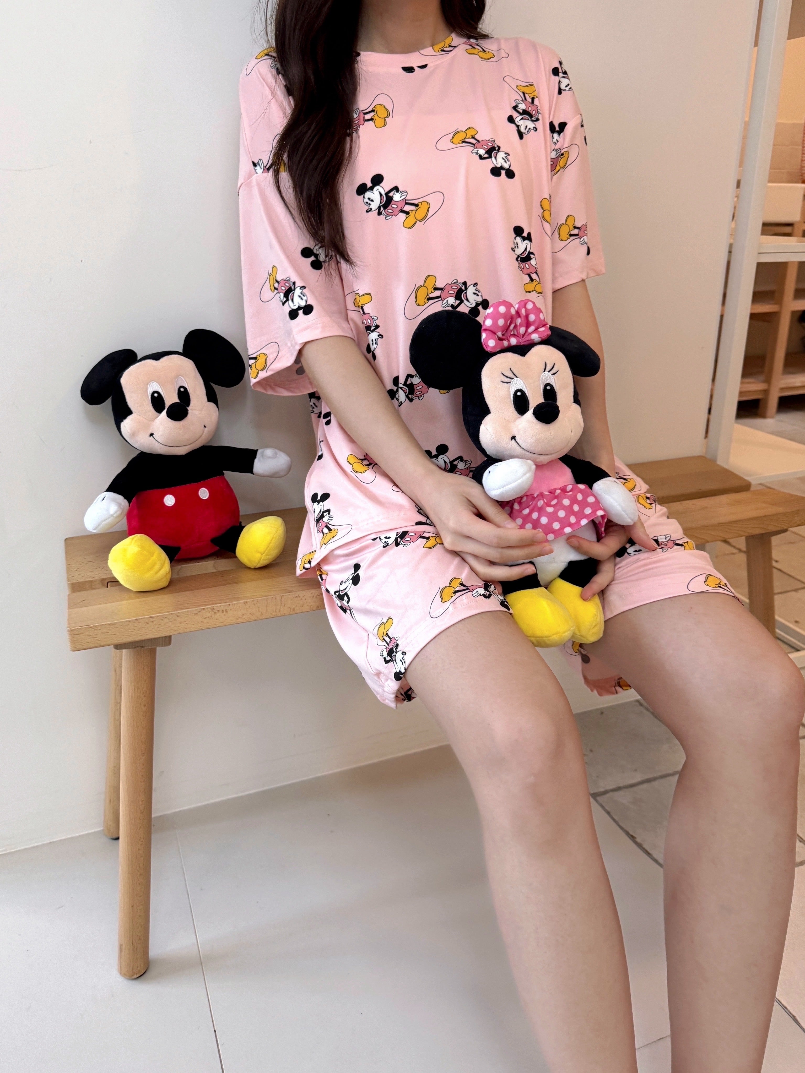 💤🌼 [디즈니 여름 잠옷]봄신상 디즈니 빅사이즈 반팔 파자마 세트 / Disney Oversized Short-Sleeve Pajama Set (26SS)