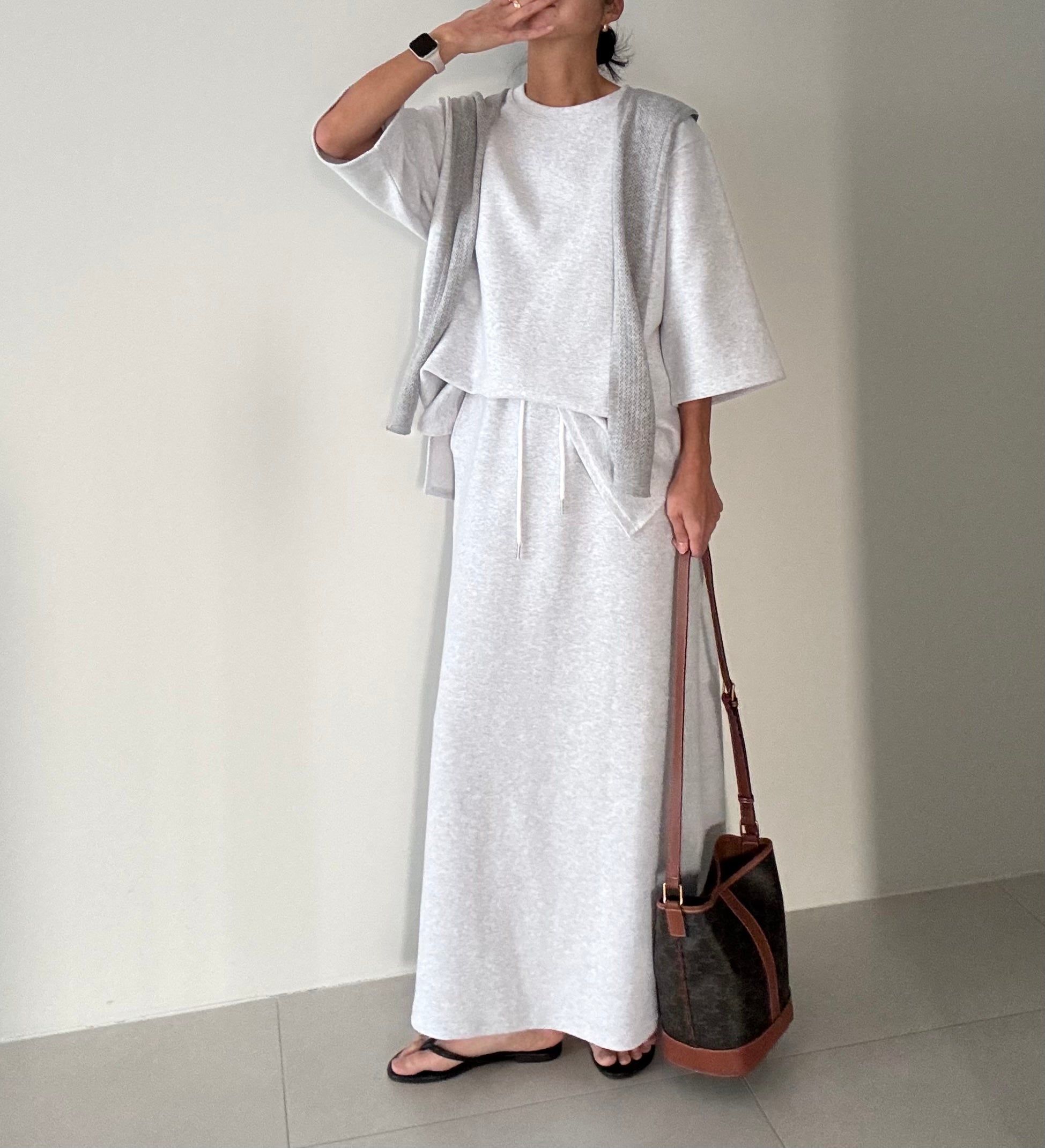 😭이거 진짜 편해요!!!77-88다 가능! 🌿🍂[간절기 셋업][사이즈 넉넉 77반까지] 리플 슈가세트 럭셔리 세련 루즈핏 롱 스커트 셋업 [사장 추천]  | Luxury Loose-Fit Long Skirt Setup