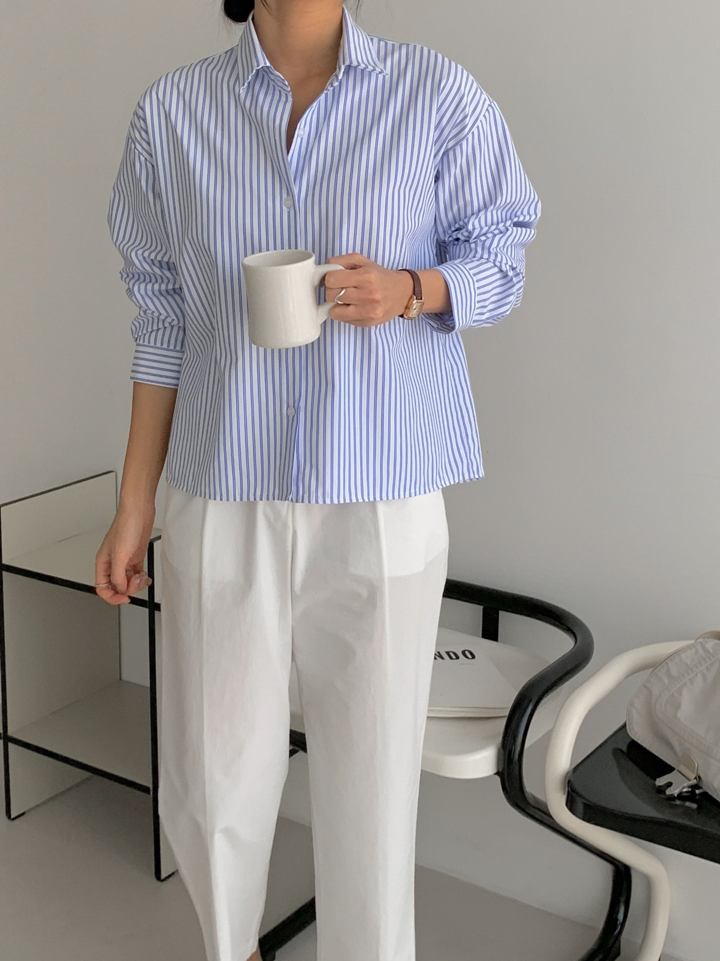 🌸✨ 26봄신상 백자수 포인트 스트라이프 루즈핏 셔츠 ✨🌿 26 Spring Embroidered Stripe Shirt