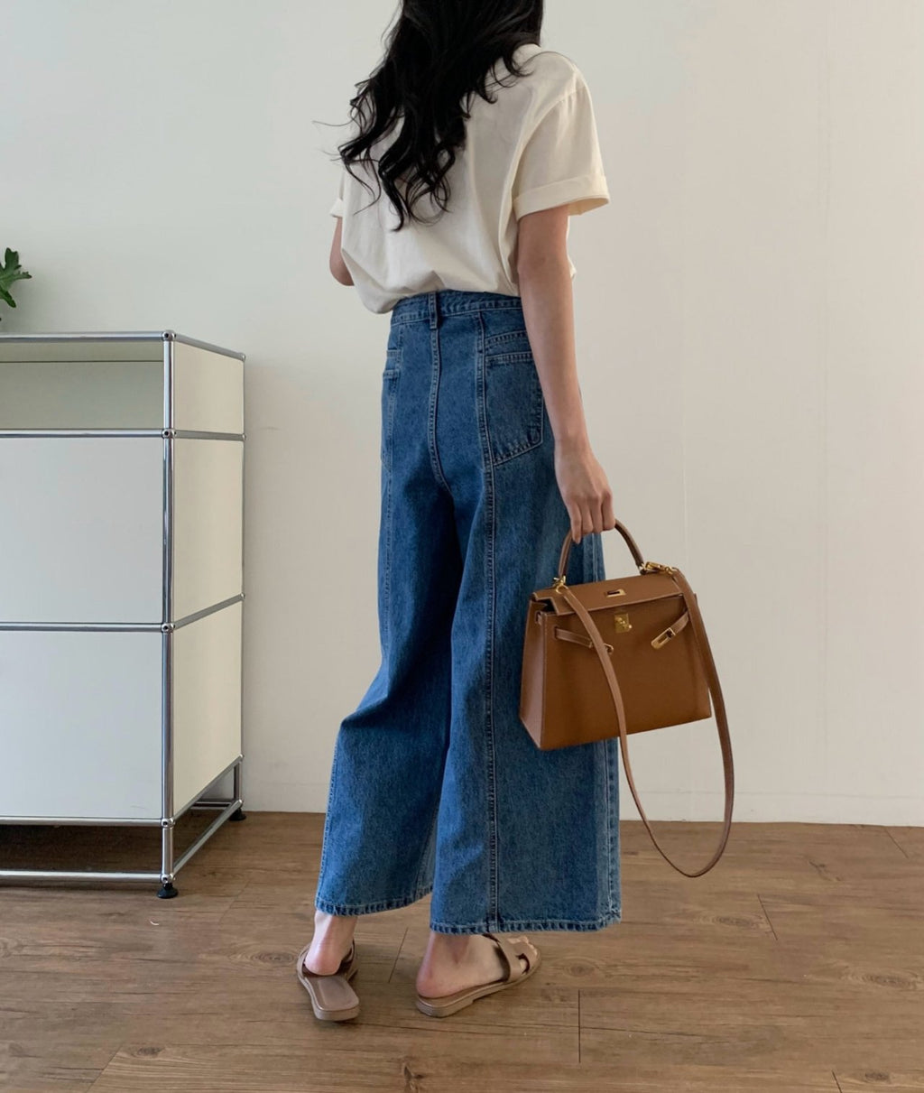 🌸봄신상🌼[럭키룸] 👖 26SS 봄신상 뒤포켓 절개 세미와이드 데님 팬츠 (중청) 26SS Spring Back Pocket Seam Semi-Wide Denim Pants (Medium Blue)