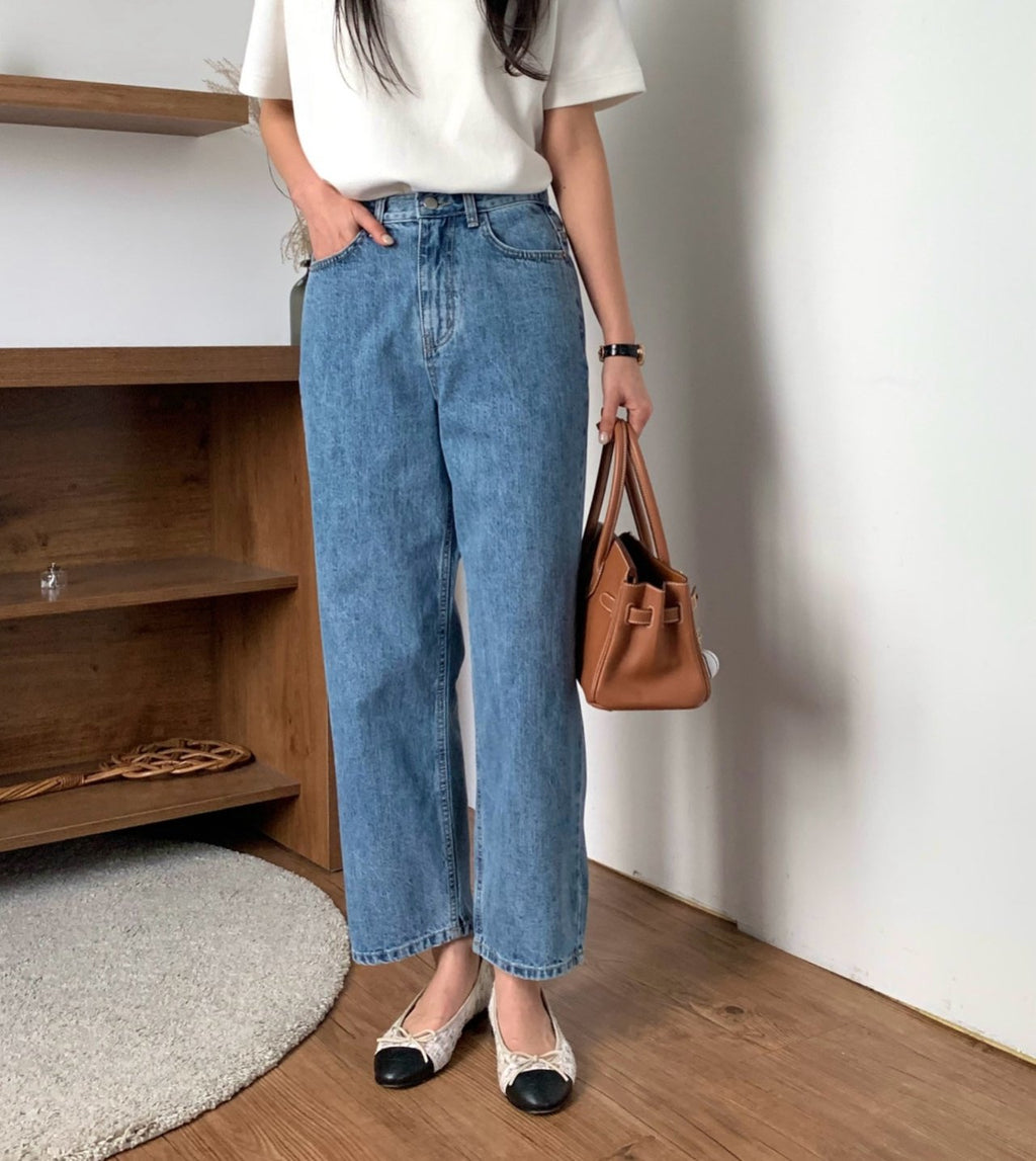 💕봄신상[럭키룸]💕👖 26SS 뒷밴딩 연청 탱고 일자 데님 팬츠 Back-Banding Straight Light Blue Denim Pants