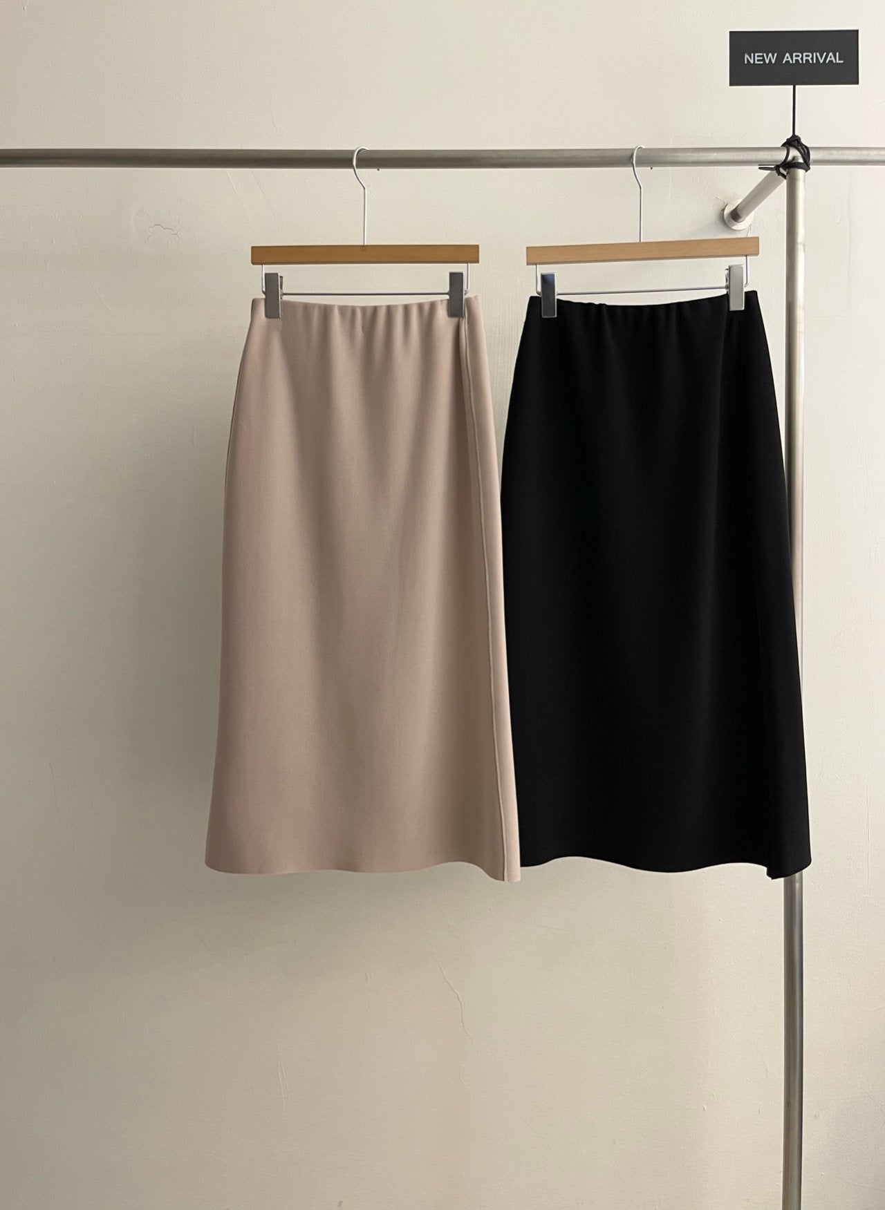 ✨🤎 헤이즈 메이드 스판 롱 스커트 44–77 프리사이즈 쭉쭉 늘어나는 요술치마 국내생산 베이지 블랙 🤎✨ ✨🤎 Haze Made Stretch Long Skirt Free Size 44–77 Elastic Comfortable Fit Made in Korea Beige Black 🤎✨