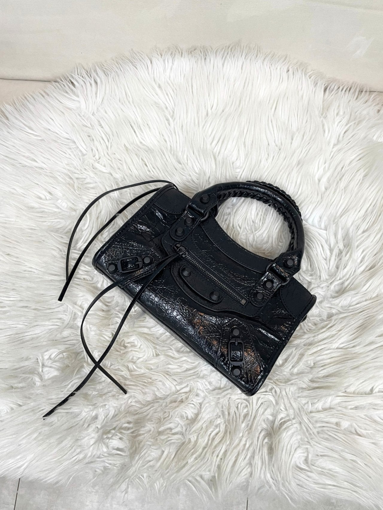 🖤✨ Y2K 르시티 모터백 소가죽 100% 토트백 & 크로스백 미니 · 스몰 · 미디움 ✨🖤 🖤✨ Y2K Le City Motor Bag 100% Cowhide Tote Bag & Crossbody Bag Mini · Small · Medium ✨🖤