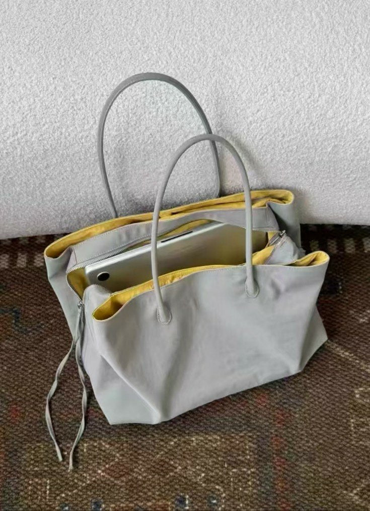 ✨가볍고 넉넉한 데일리·여행용 프릭스 빅 나일론 숄더백 ✈️👜 노트북 수납 가능 · 3칸 분리 수납 · 초경량 가방 (블랙/그레이/퍼플) Lightweight Large Nylon Shoulder Bag ✨ Laptop Fit · 3 Compartments · Ultra Lightweight (Black/Gray/Purple)
