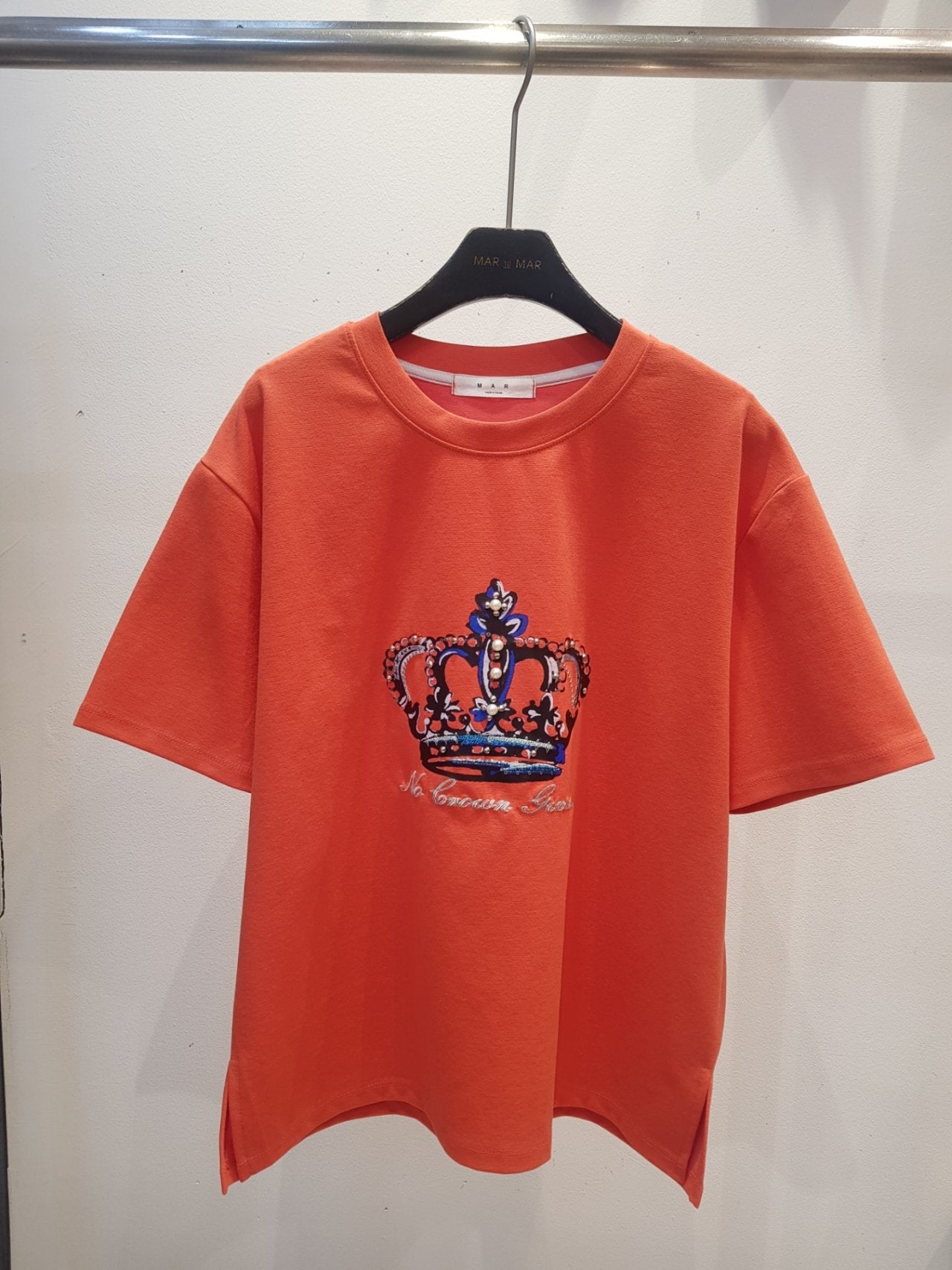 🌼[봄신상]🌼 마르 티아라 👑 큐빅자수 티셔츠 FREE 사이즈. 66-77까지 가능 | MAR Tiara Crystal Embroidery T-Shirt