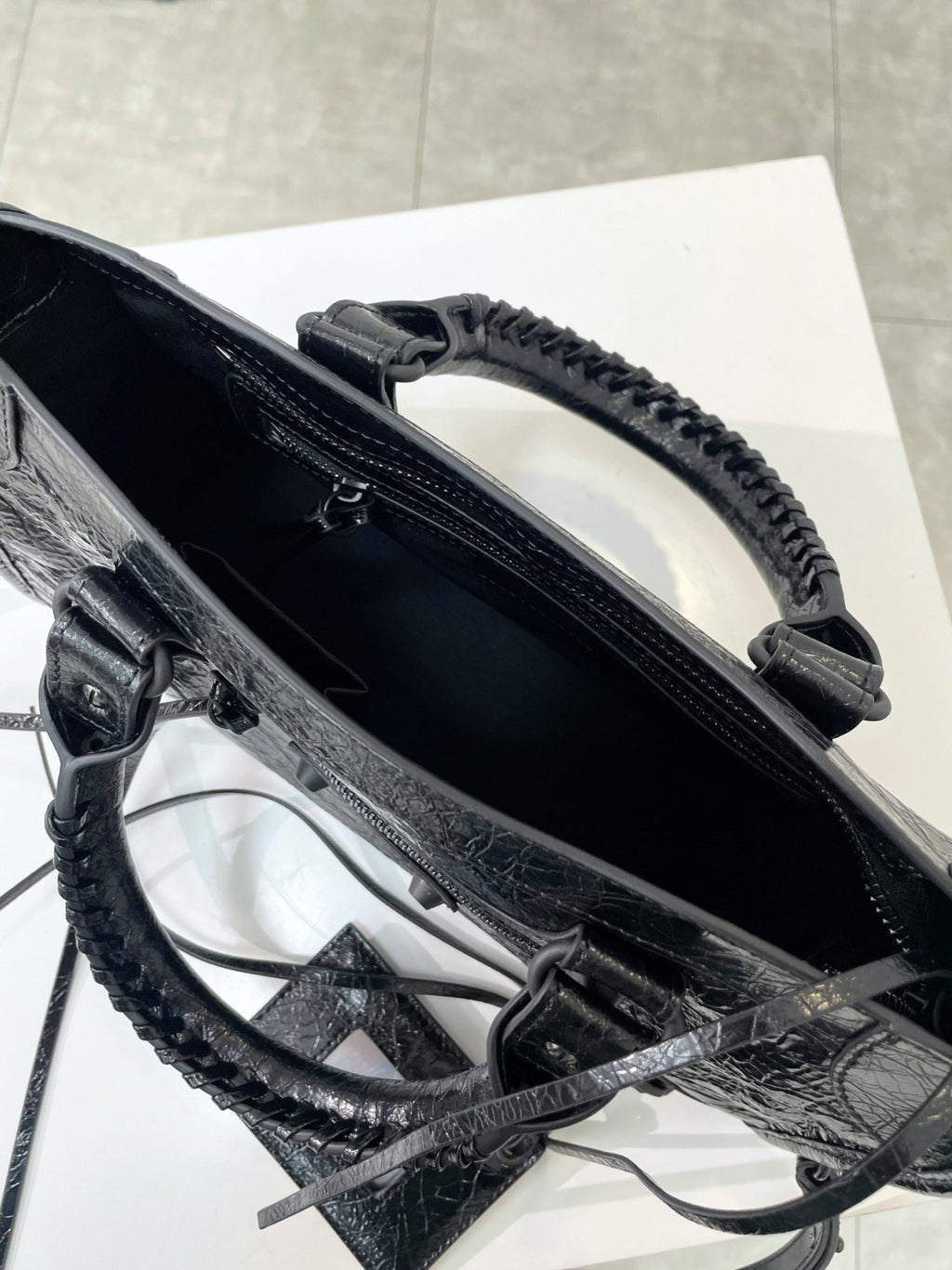 🖤✨ Y2K 르시티 모터백 소가죽 100% 토트백 & 크로스백 미니 · 스몰 · 미디움 ✨🖤 🖤✨ Y2K Le City Motor Bag 100% Cowhide Tote Bag & Crossbody Bag Mini · Small · Medium ✨🖤