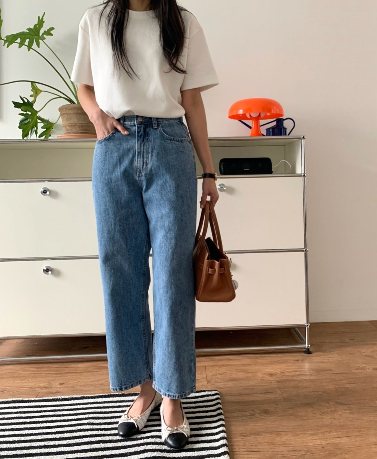 💕봄신상[럭키룸]💕👖 26SS 뒷밴딩 연청 탱고 일자 데님 팬츠 Back-Banding Straight Light Blue Denim Pants