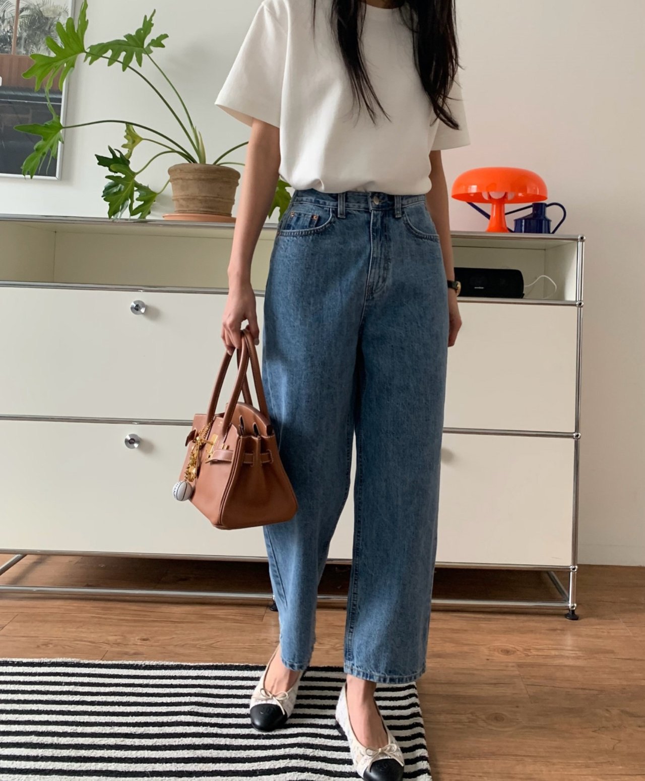 💕봄신상[럭키룸]💕👖 26SS 뒷밴딩 연청 탱고 일자 데님 팬츠 Back-Banding Straight Light Blue Denim Pants