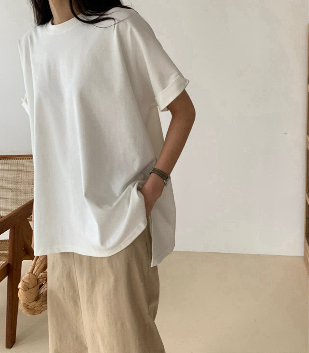 ✨👚 럭키룸 카브라 트임 티셔츠 – 분또 원단 A라인핏 루즈핏 데일리 티셔츠 / 미시 데일리 루즈핏 탑 / 체형커버 트임 티셔츠 ✨ ✨👚 Lucky Room Cabra Side-Slit Tee – Premium Ponte Fabric A-Line Loose Fit Daily Top / Comfortable Everyday Oversized T-Shirt ✨