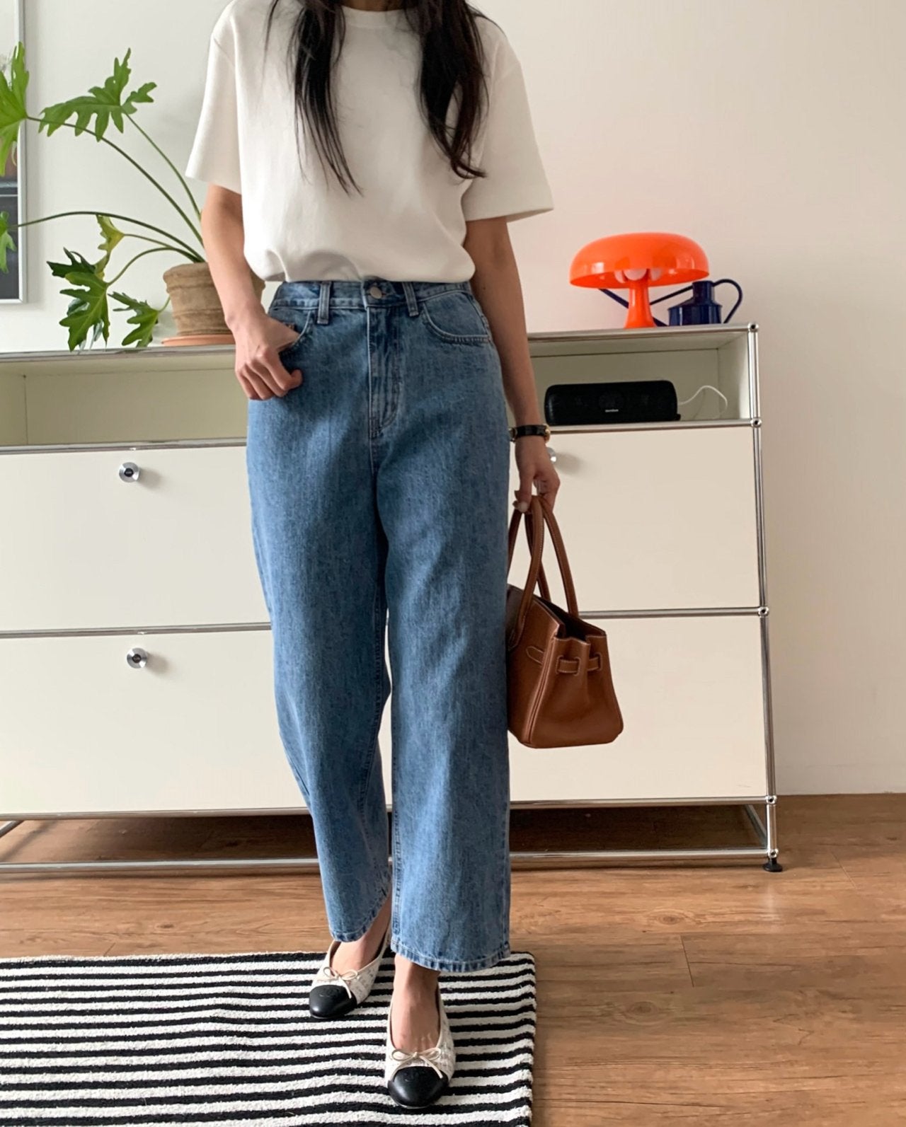 💕봄신상[럭키룸]💕👖 26SS 뒷밴딩 연청 탱고 일자 데님 팬츠 Back-Banding Straight Light Blue Denim Pants