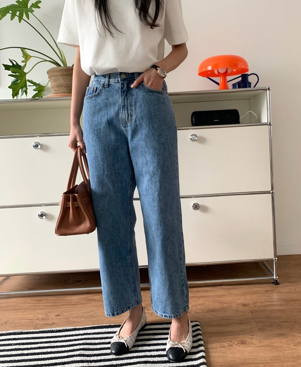 💕봄신상[럭키룸]💕👖 26SS 뒷밴딩 연청 탱고 일자 데님 팬츠 Back-Banding Straight Light Blue Denim Pants