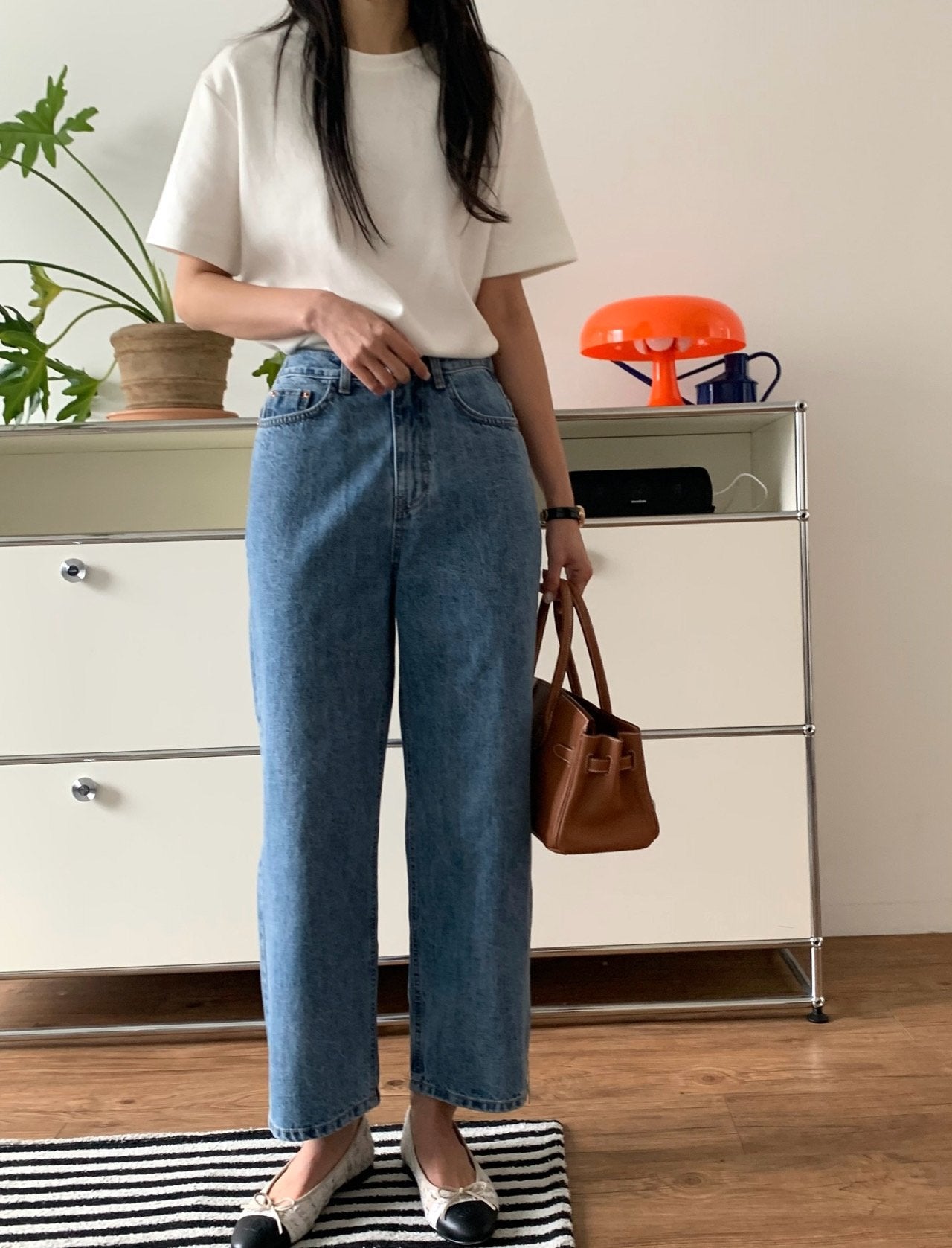 💕봄신상[럭키룸]💕👖 26SS 뒷밴딩 연청 탱고 일자 데님 팬츠 Back-Banding Straight Light Blue Denim Pants