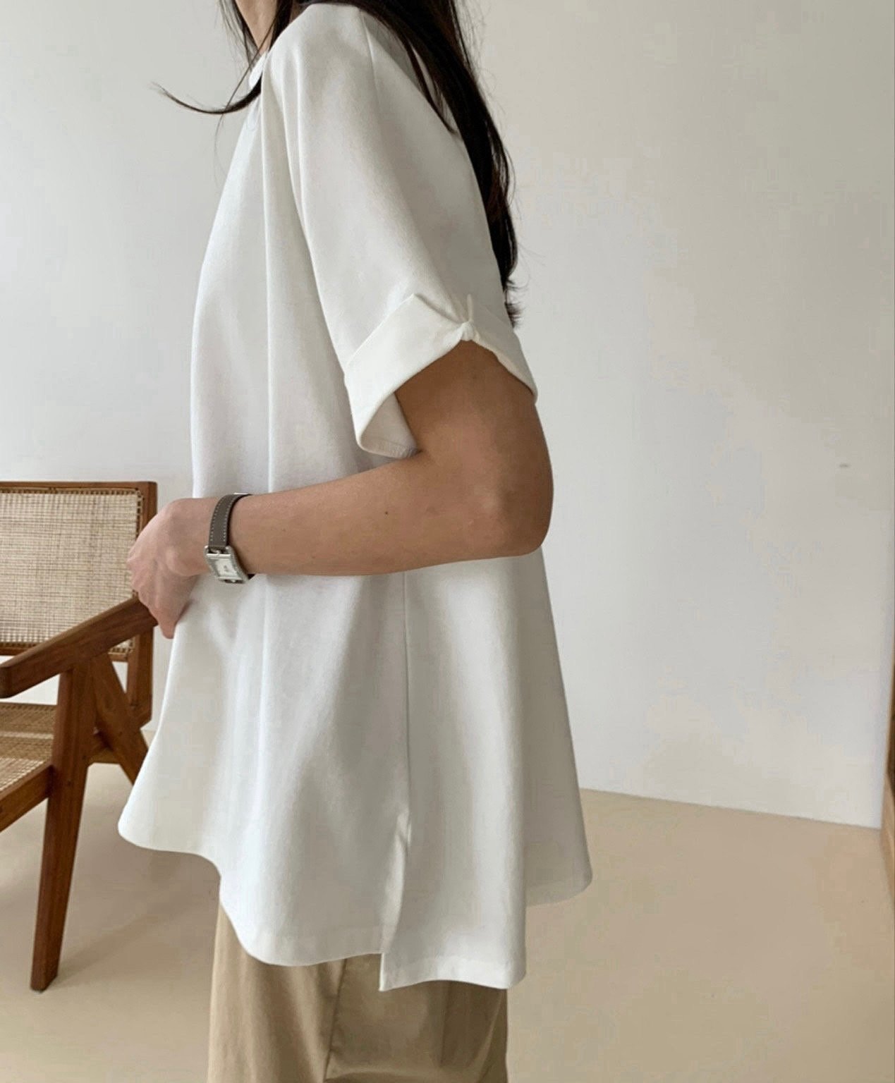 ✨👚 럭키룸 카브라 트임 티셔츠 – 분또 원단 A라인핏 루즈핏 데일리 티셔츠 / 미시 데일리 루즈핏 탑 / 체형커버 트임 티셔츠 ✨ ✨👚 Lucky Room Cabra Side-Slit Tee – Premium Ponte Fabric A-Line Loose Fit Daily Top / Comfortable Everyday Oversized T-Shirt ✨