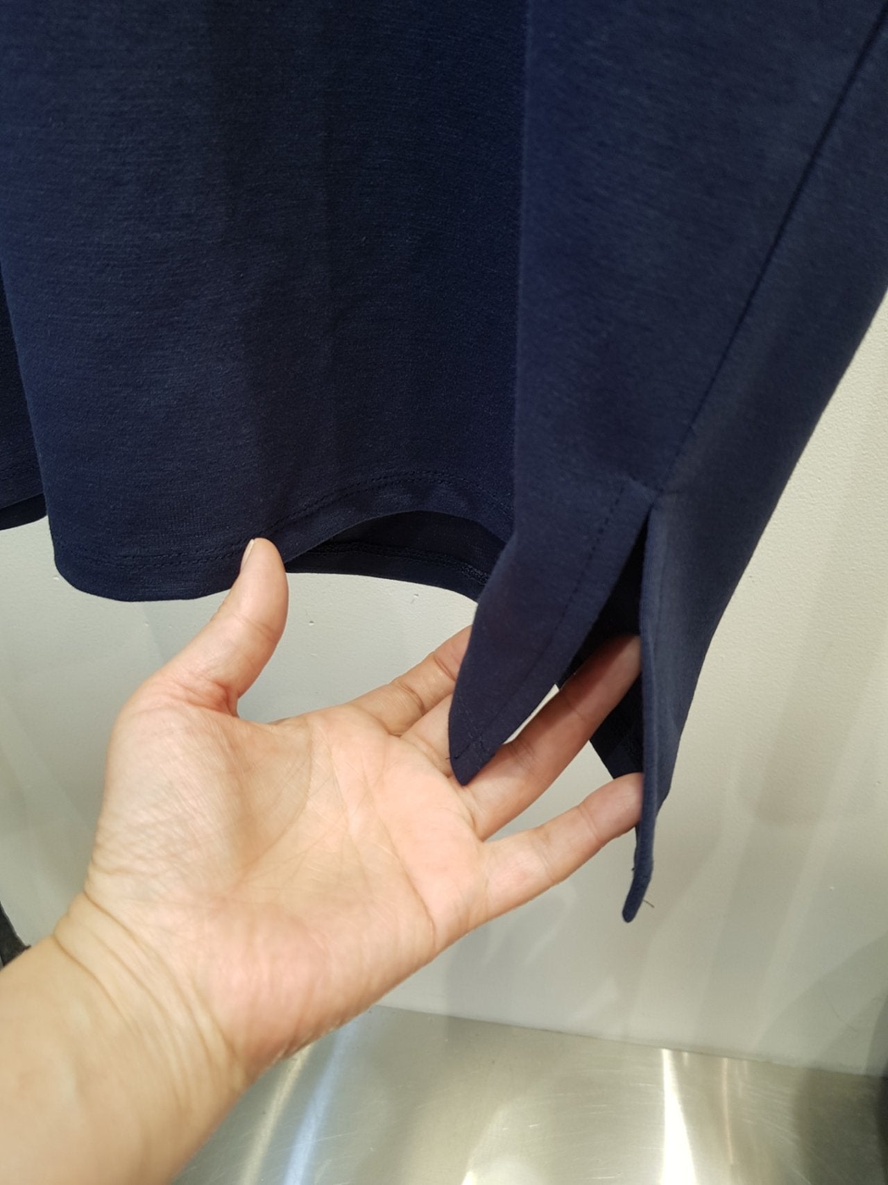 🌳[26봄신상]🌳 봄을 닮은 자수 티셔츠 / 마루 퍼플 플라워 자수 티셔츠(66-77가능 FREE 사이즈) | MAR Purple Flower Embroidery T-Shirt