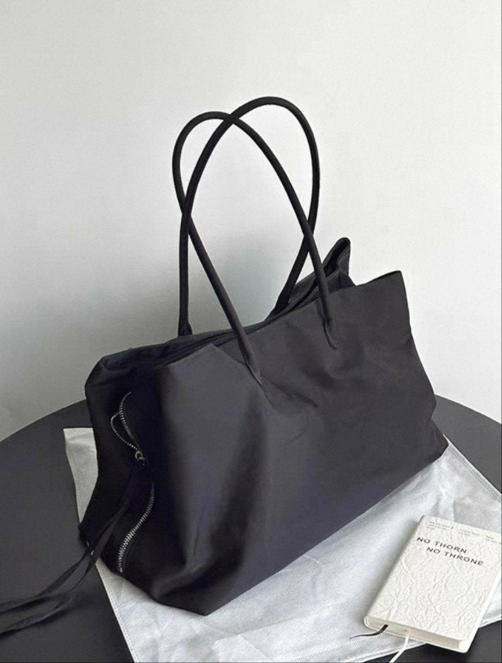 ✨가볍고 넉넉한 데일리·여행용 프릭스 빅 나일론 숄더백 ✈️👜 노트북 수납 가능 · 3칸 분리 수납 · 초경량 가방 (블랙/그레이/퍼플) Lightweight Large Nylon Shoulder Bag ✨ Laptop Fit · 3 Compartments · Ultra Lightweight (Black/Gray/Purple)