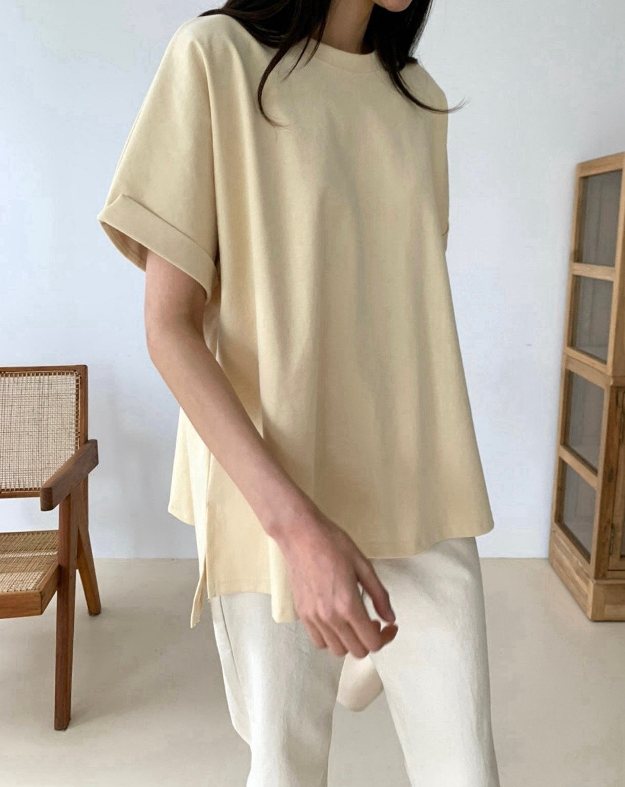 ✨👚 럭키룸 카브라 트임 티셔츠 – 분또 원단 A라인핏 루즈핏 데일리 티셔츠 / 미시 데일리 루즈핏 탑 / 체형커버 트임 티셔츠 ✨ ✨👚 Lucky Room Cabra Side-Slit Tee – Premium Ponte Fabric A-Line Loose Fit Daily Top / Comfortable Everyday Oversized T-Shirt ✨